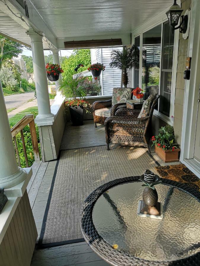 Your Oasis In Niagara Falls Canada Exterior foto